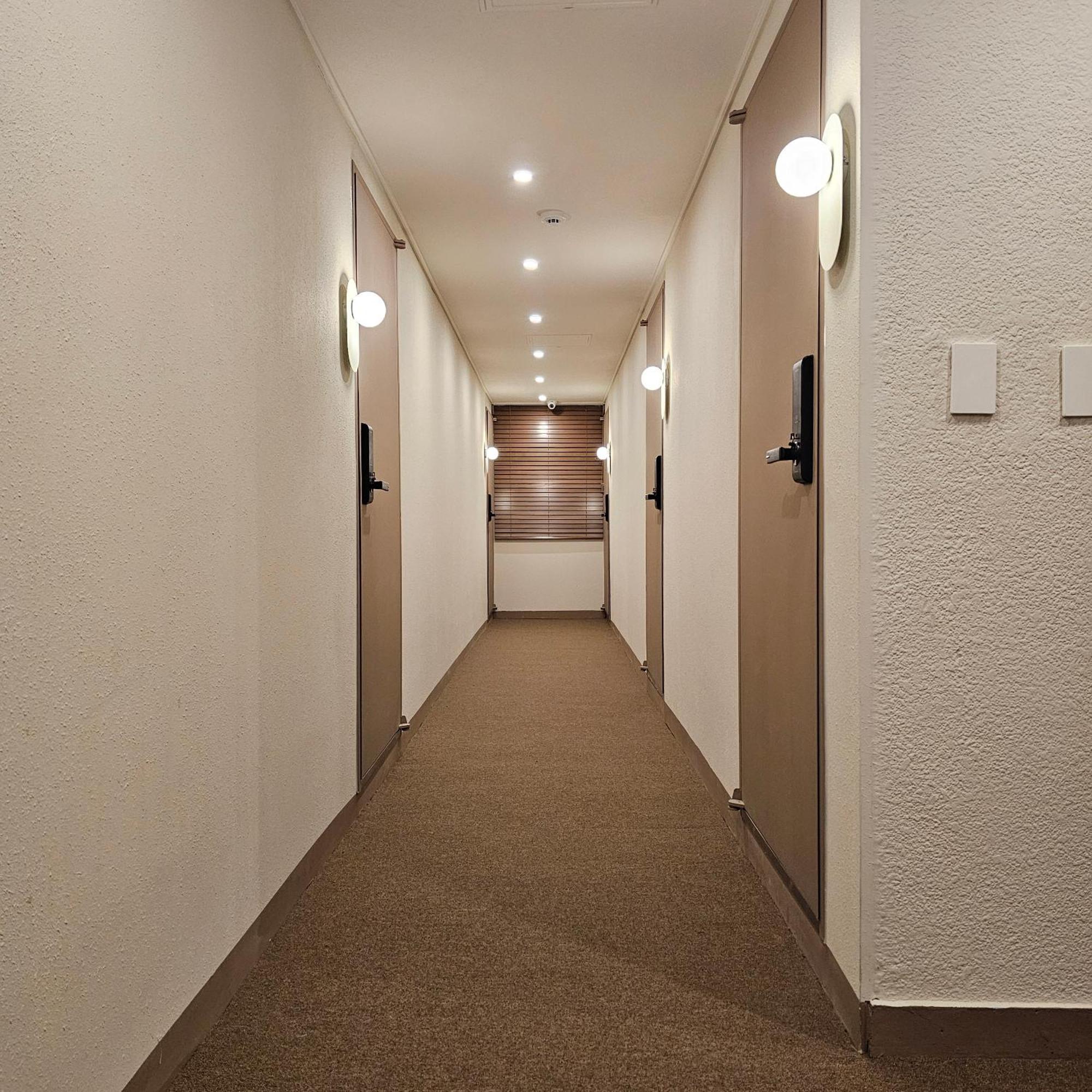 Inn Parvus Sella Seongsu *